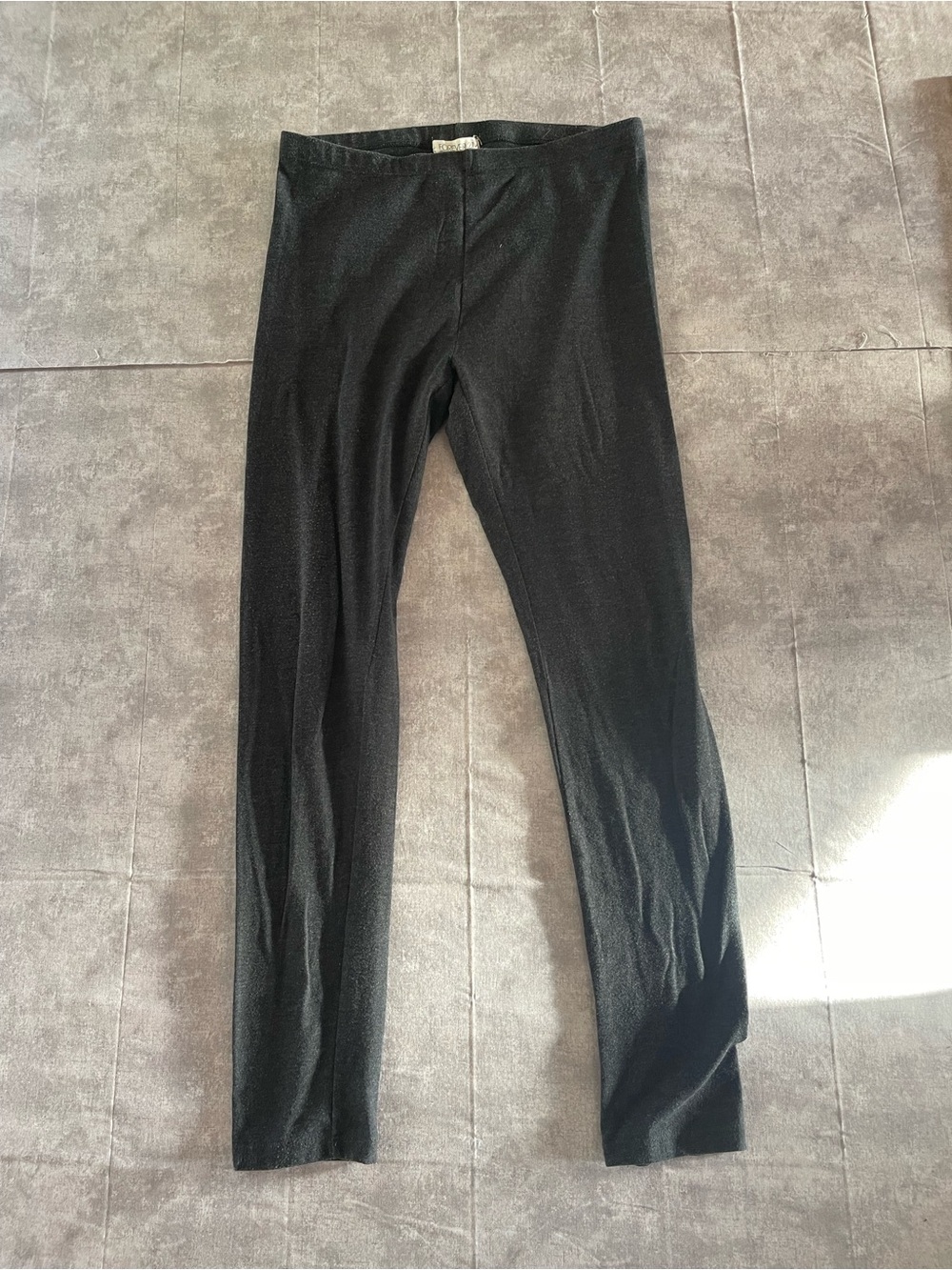 Forever 21 Women’s Black Slim Stretch Joggers